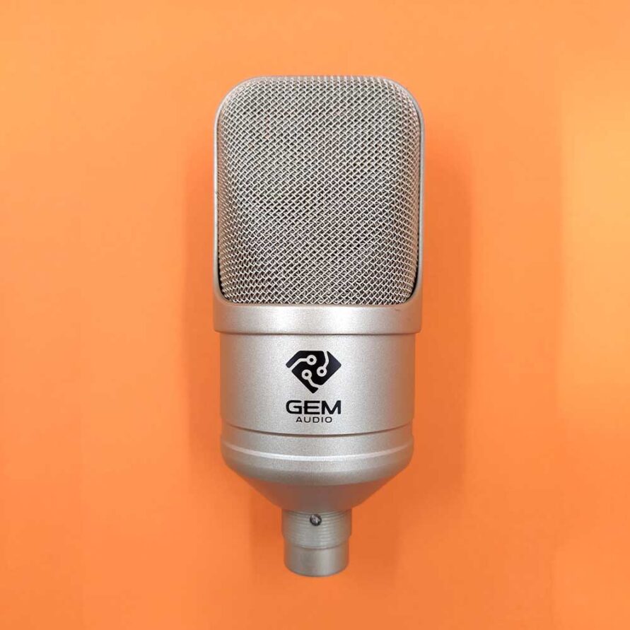 ظاهر زیبای میکروفون استودیویی GA-107
